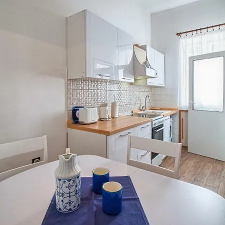 Rosy Apartment Pula